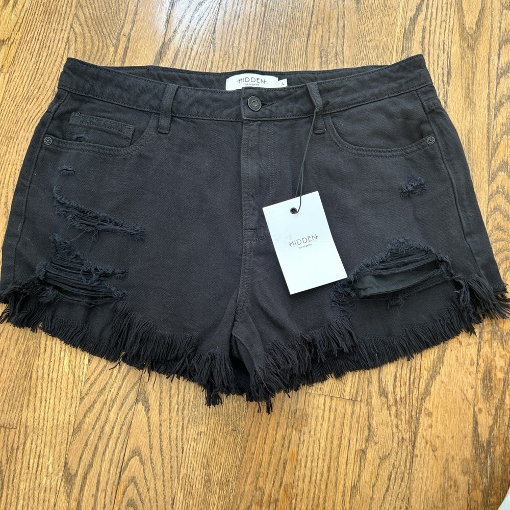 NWT Hidden Los Angeles Finn distressed denim jean shorts black Large grunge punk